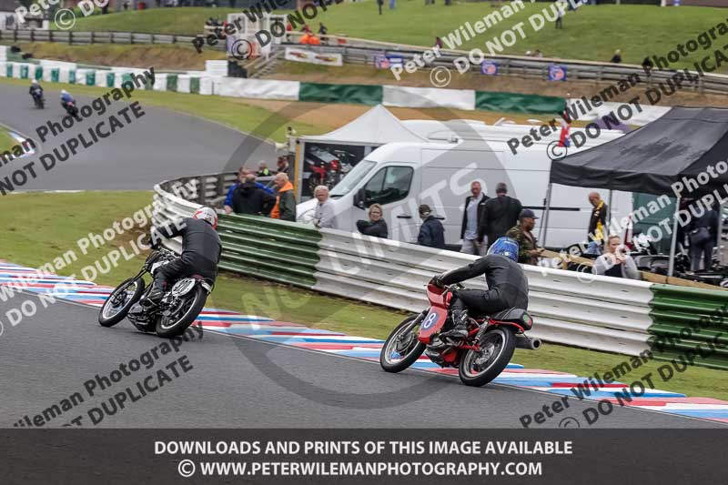 Vintage motorcycle club;eventdigitalimages;mallory park;mallory park trackday photographs;no limits trackdays;peter wileman photography;trackday digital images;trackday photos;vmcc festival 1000 bikes photographs